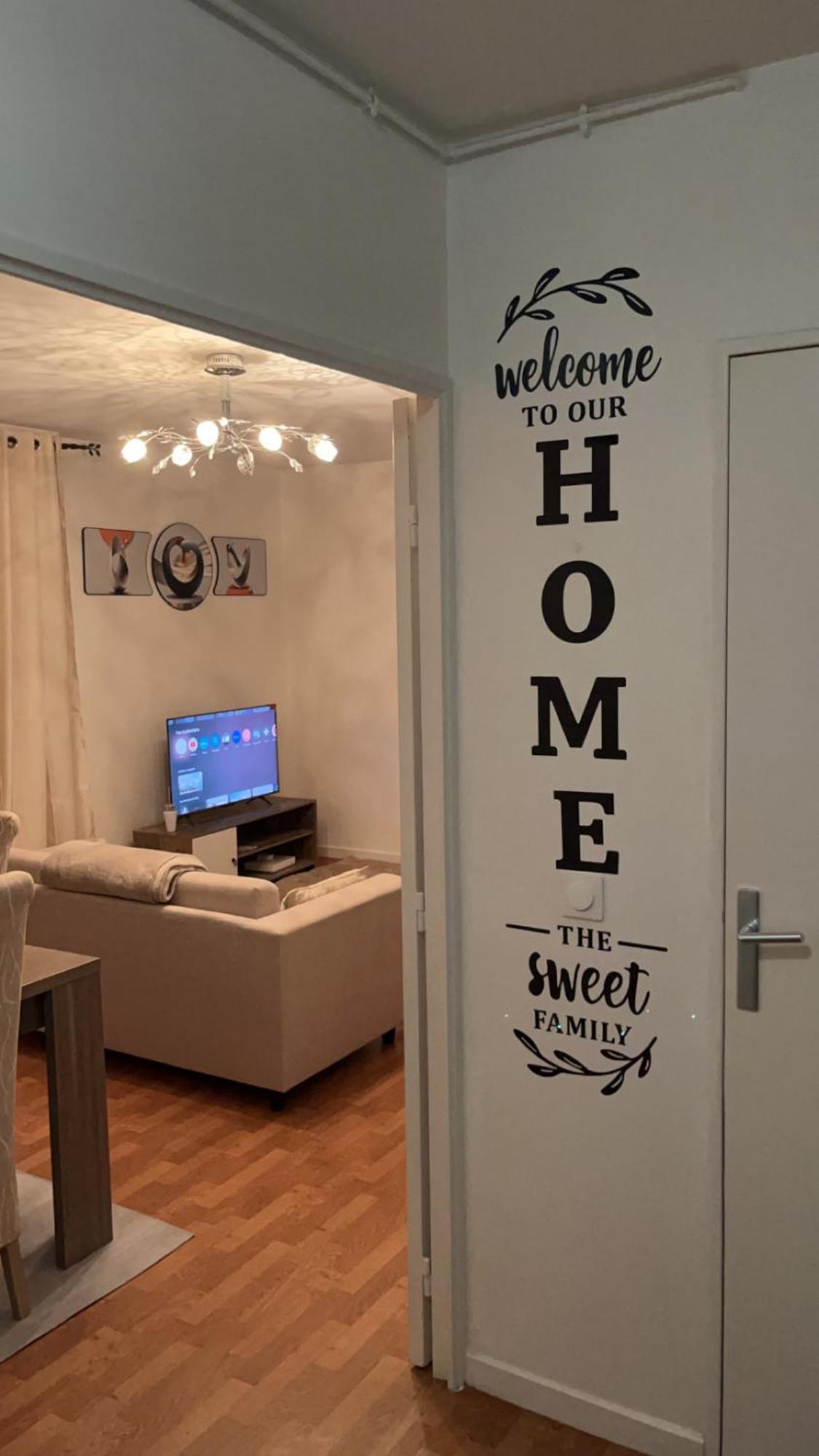Appartement 2 Chambres Et Salon Proche Paris แซฟร์ ภายนอก รูปภาพ