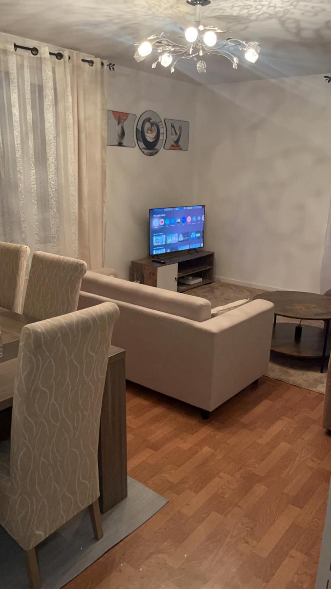 Appartement 2 Chambres Et Salon Proche Paris แซฟร์ ภายนอก รูปภาพ
